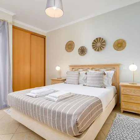 Appartement Peaceful 2bdr With Pool In Vilamoura By Lovelystay