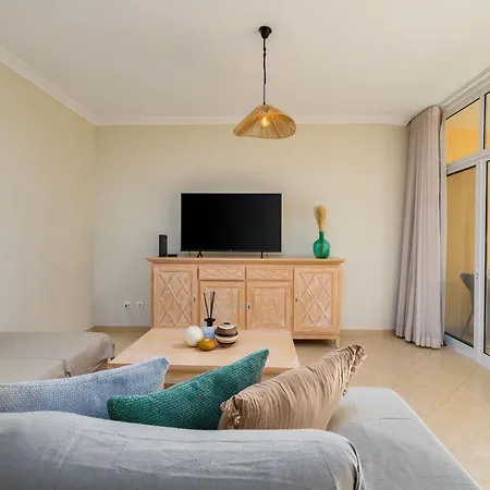 Daire Peaceful 2bdr With Pool In Vilamoura By Lovelystay