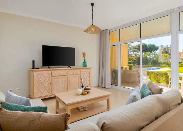Peaceful 2bdr With Pool In Vilamoura By Lovelystay Appartement
