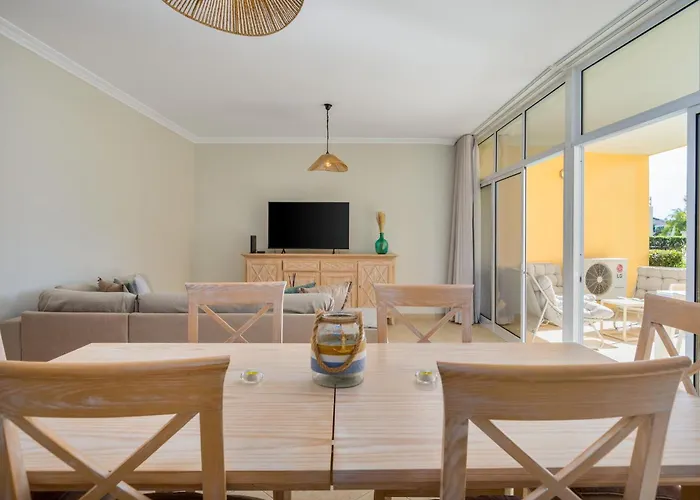 Peaceful 2bdr With Pool In Vilamoura By Lovelystay *