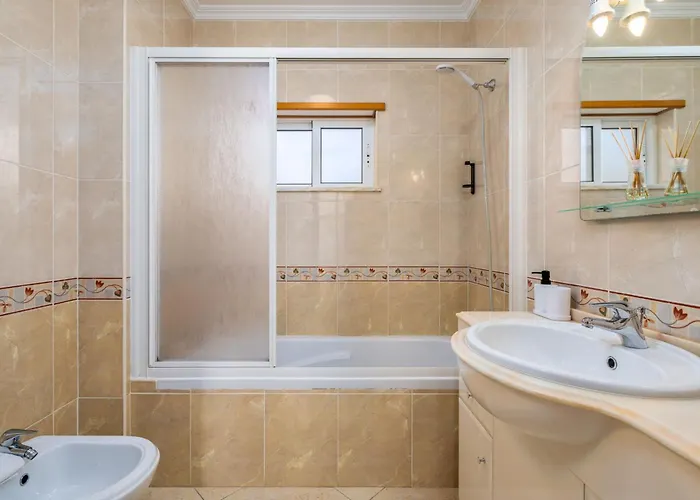 Appartement Peaceful 2bdr With Pool In Vilamoura By Lovelystay Quarteira