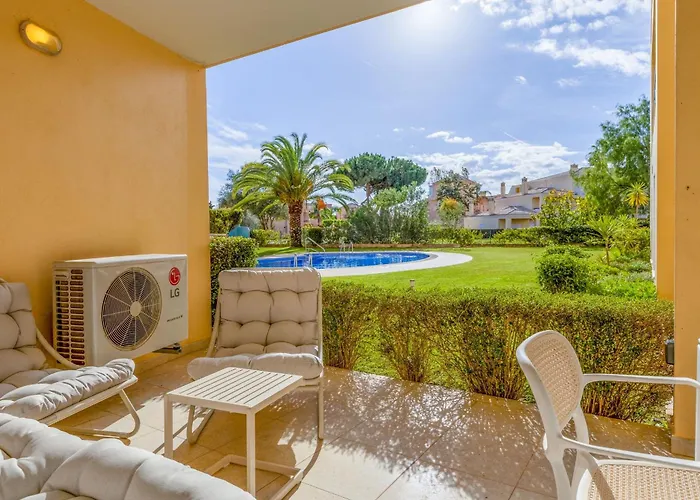 Peaceful 2bdr With Pool In Vilamoura By Lovelystay