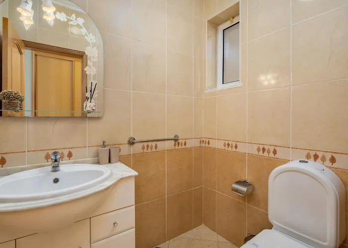 Lejlighed Peaceful 2bdr With Pool In Vilamoura By Lovelystay