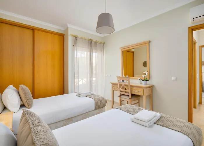 Peaceful 2bdr With Pool In Vilamoura By Lovelystay Lejlighed *