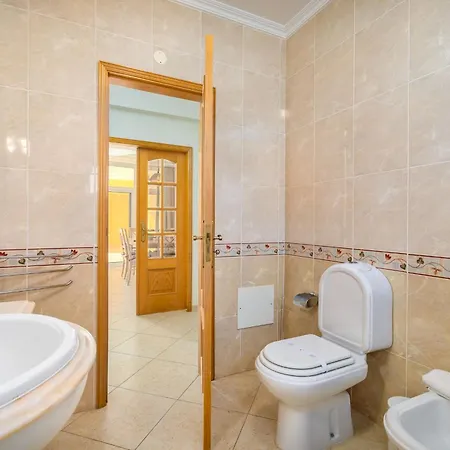 Peaceful 2bdr With Pool In Vilamoura By Lovelystay Quarteira