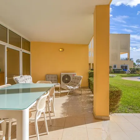 Peaceful 2bdr With Pool In Vilamoura By Lovelystay 아파트 쿼테이라